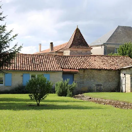 Tusson, 2 Pièces, 2 Personnes - Fr-1-653-56 *