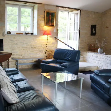 Tusson, 2 Pièces, 2 Personnes - Fr-1-653-56 *